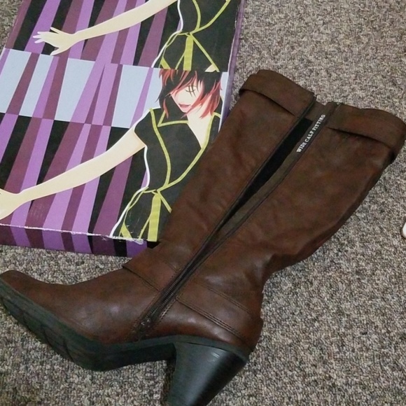 Leather boots - Picture 8 of 8